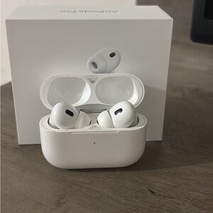 Apple AirPods Pro with White Charging Case